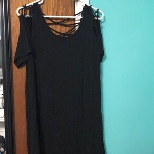 Forever 21 Dress! CUT OUT cute!